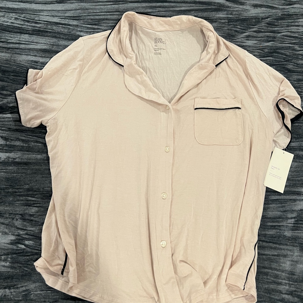 Pink Button-Up Shirt With Black Trim Size Cl By Stars Above